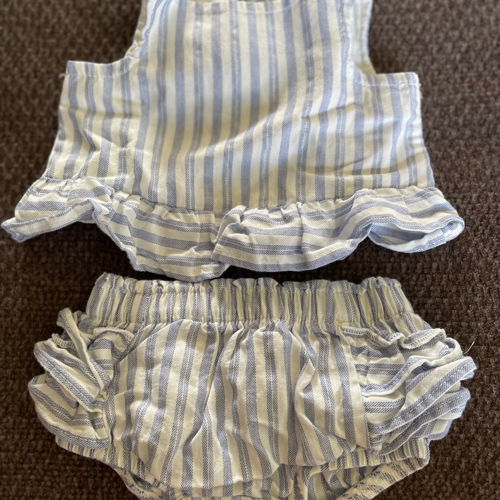 Cat & Jack Newborn Blue & White Striped Ruffle Set EUC